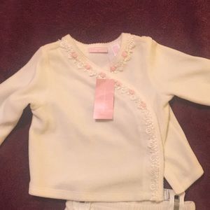 First Impressions Falling Petals 2 Piece Set New